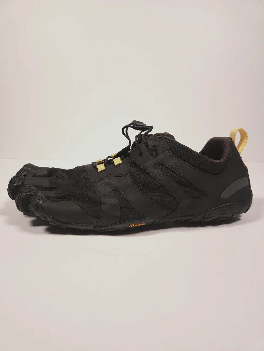 Vibram FiveFingers V-Trail 2.0 Men Size 11-11.5 19M7601 Black Yellow Vibram EUC!